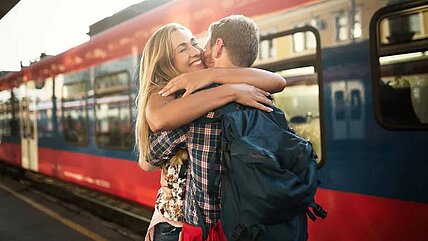 Eine feste, lange Umarmung fühlt sich gut für uns an